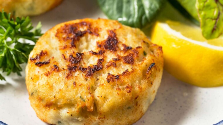 Can I Eat Crab Cakes When Pregnant?